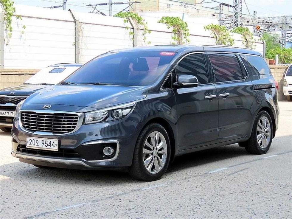 2016 - kia carnival