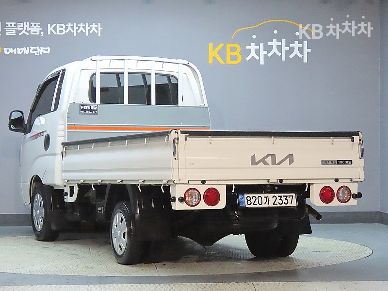 2022 - kia bongo iii