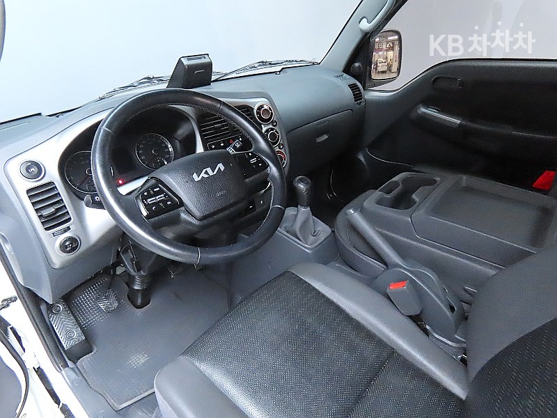 2022 - kia bongo iii