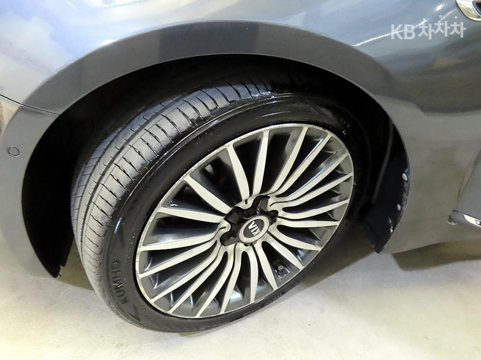 2013 - kia k7