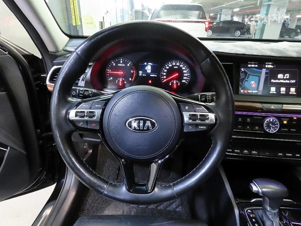 2016 - kia k7
