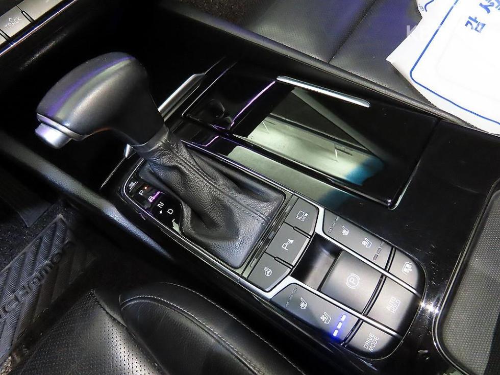 2016 - kia k7