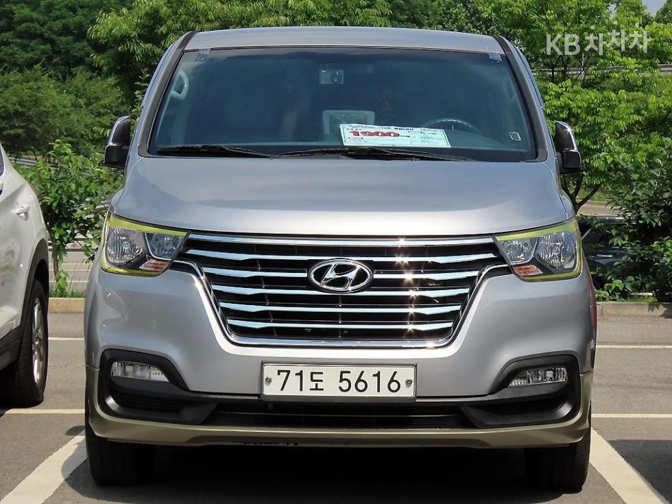 Hyundai Grand Starex