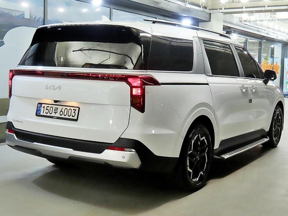 2025 - kia carnival
