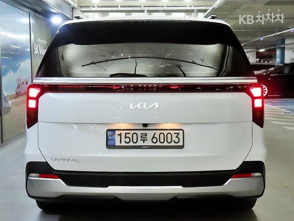 2025 - kia carnival