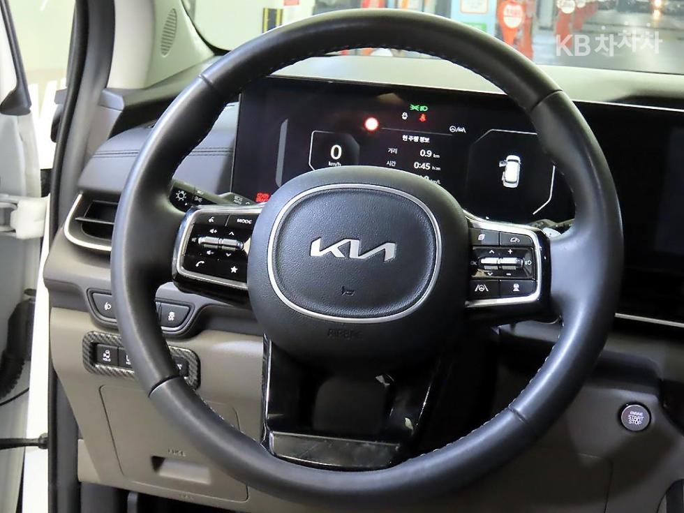 2025 - kia carnival
