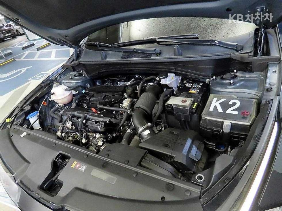 2022 - kia sportage