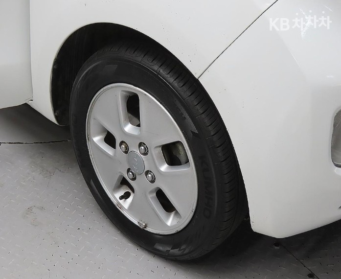 2013 - kia ray