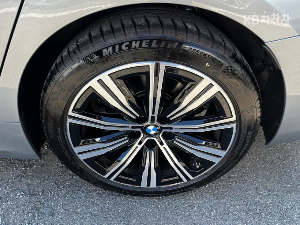 2026 - bmw 3 series