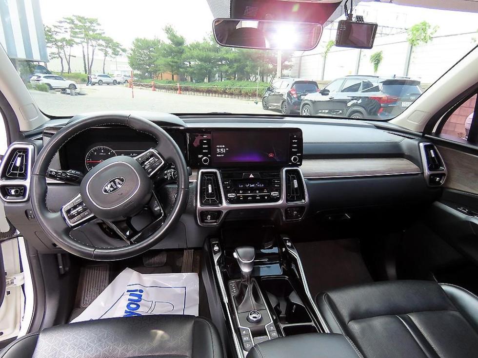 2021 - kia sorento