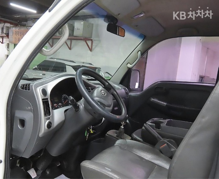 2013 - kia bongo iii