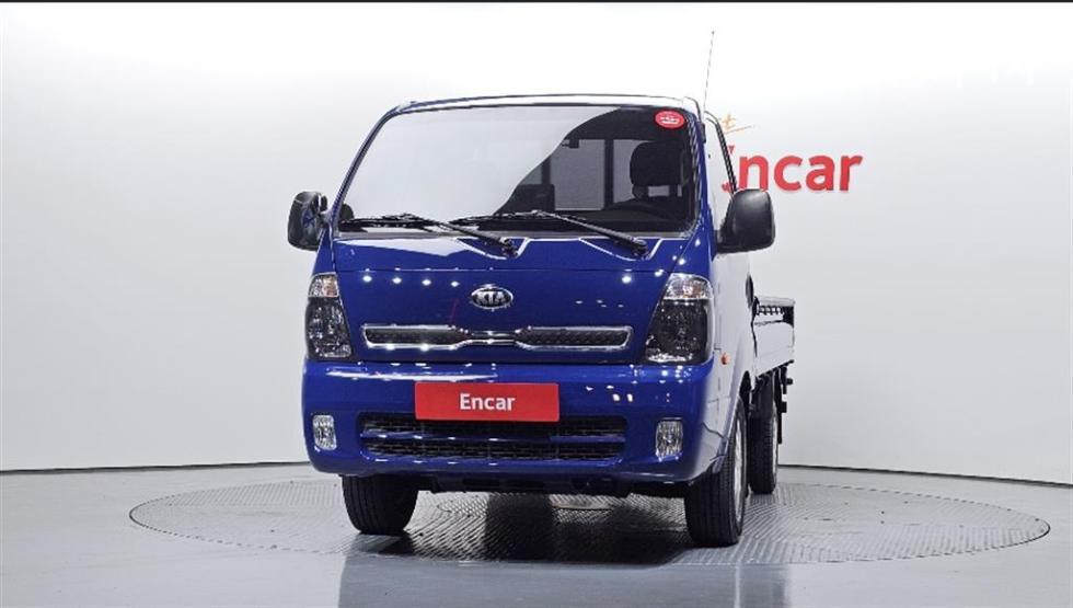 2017 - kia bongo iii