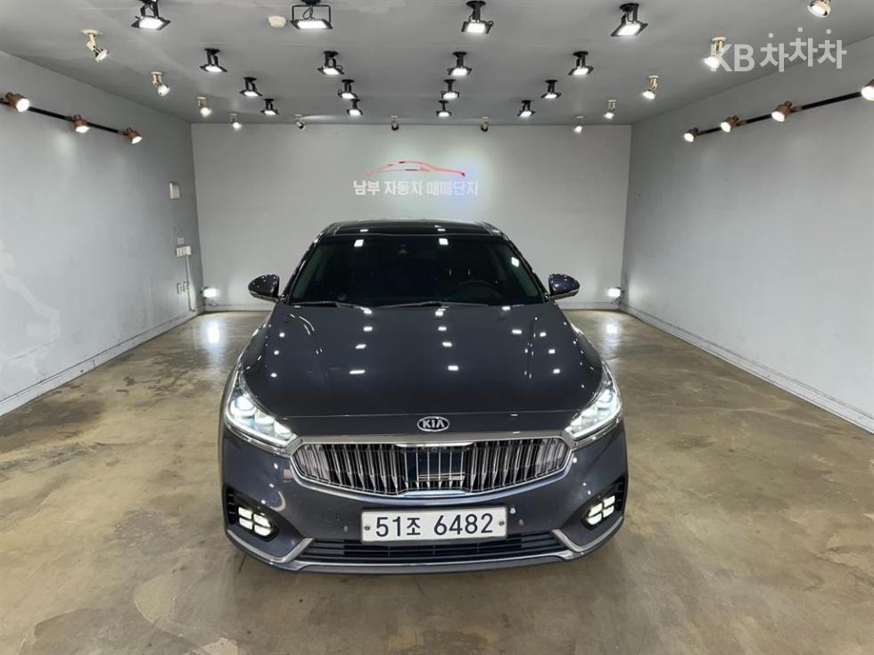 2018 - kia k7