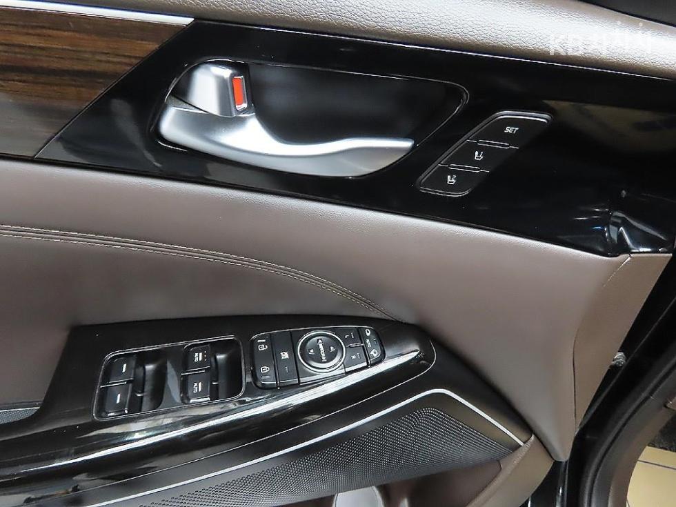 2019 - kia k7
