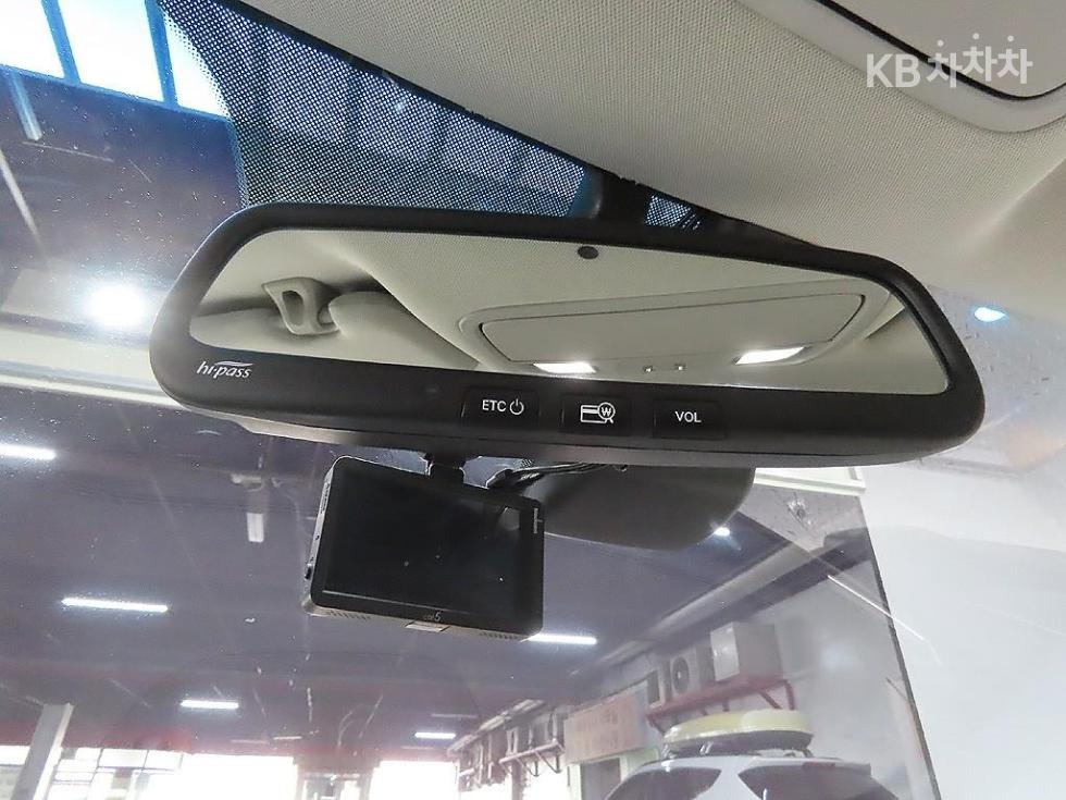 2019 - kia k7