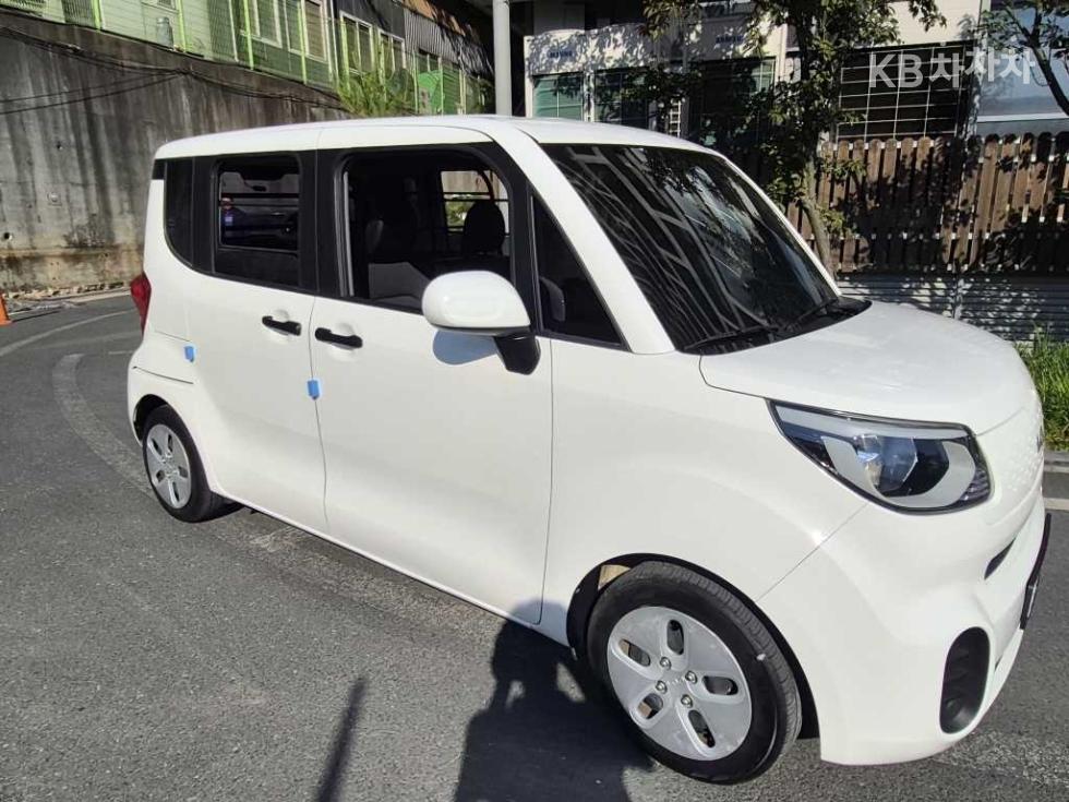 2022 - kia ray