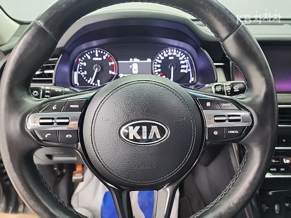 2020 - kia k7