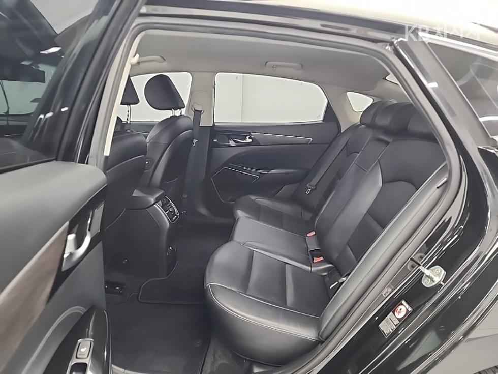 2020 - kia k7