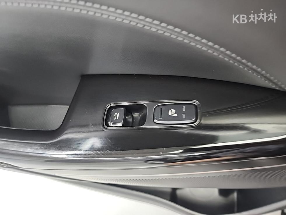 2020 - kia k7