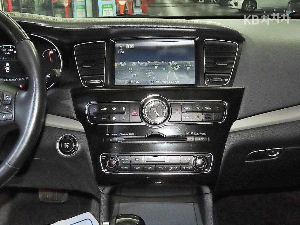 2016 - kia k7