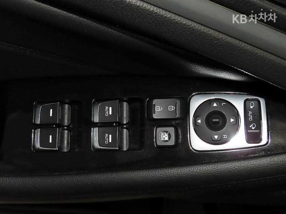 2016 - kia k7