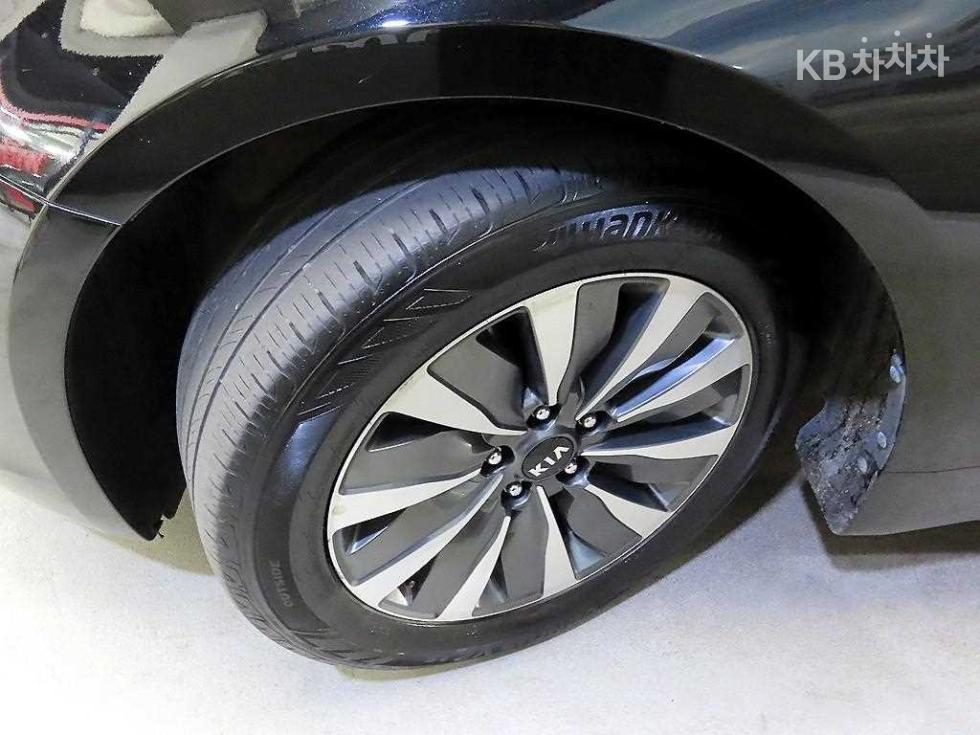 2016 - kia k7