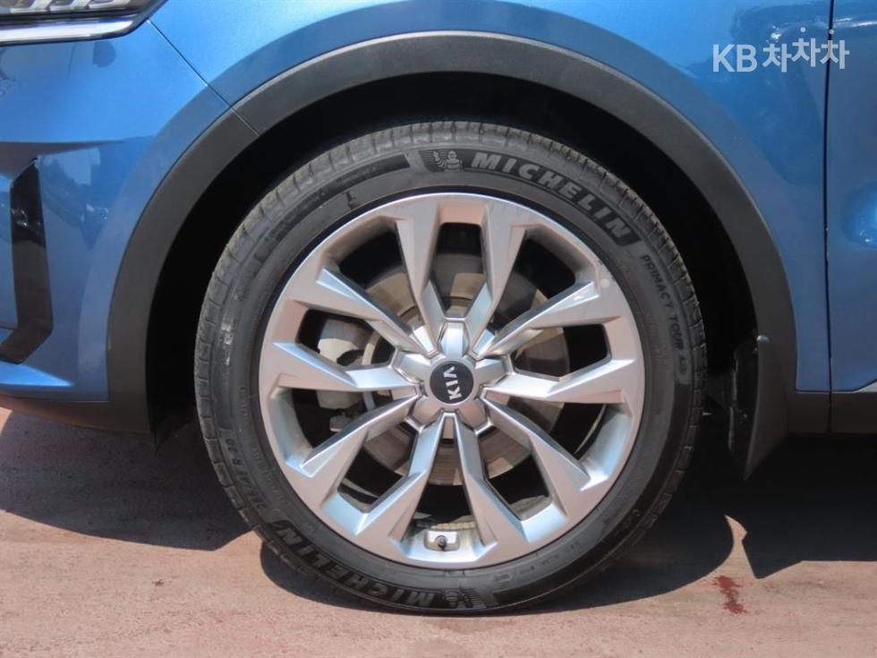 2021 - kia sorento