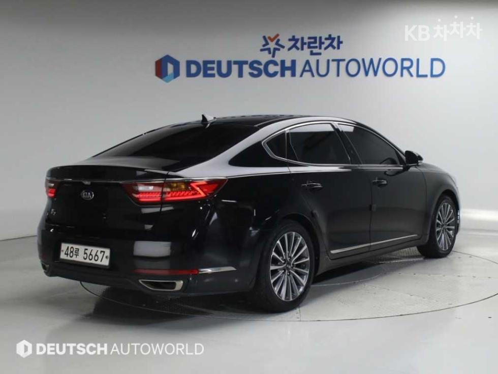 2017 - kia k7