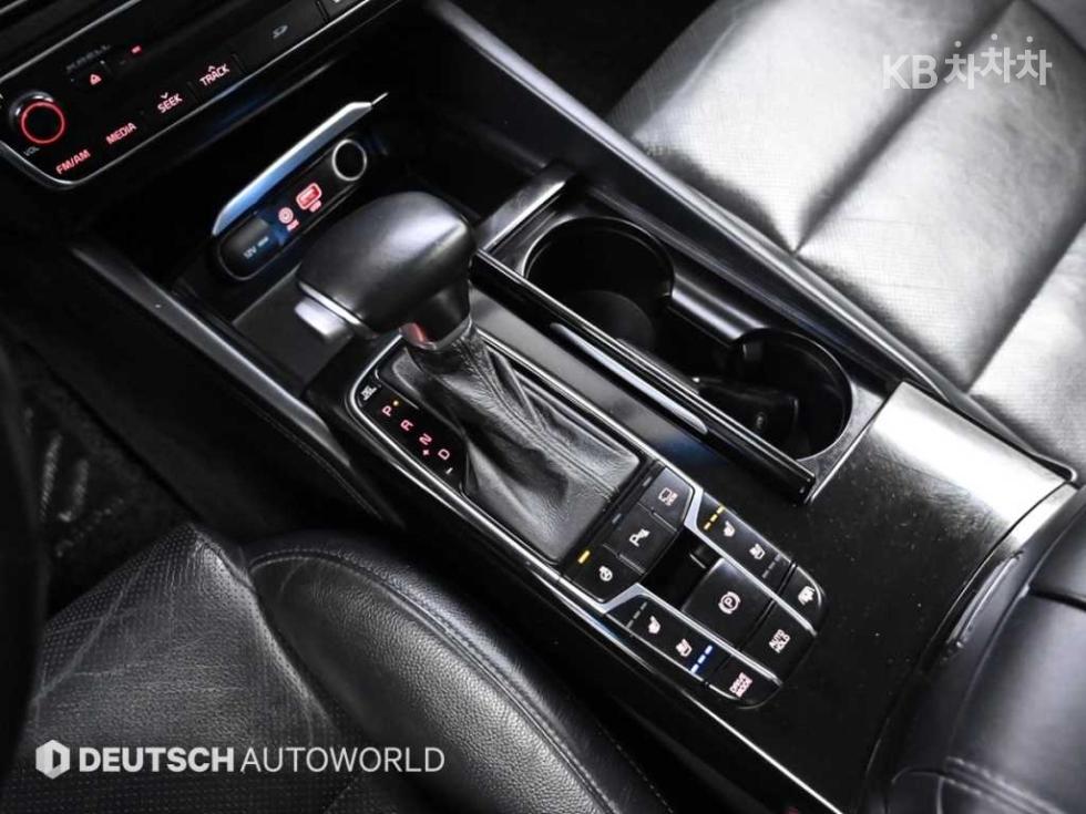 2017 - kia k7