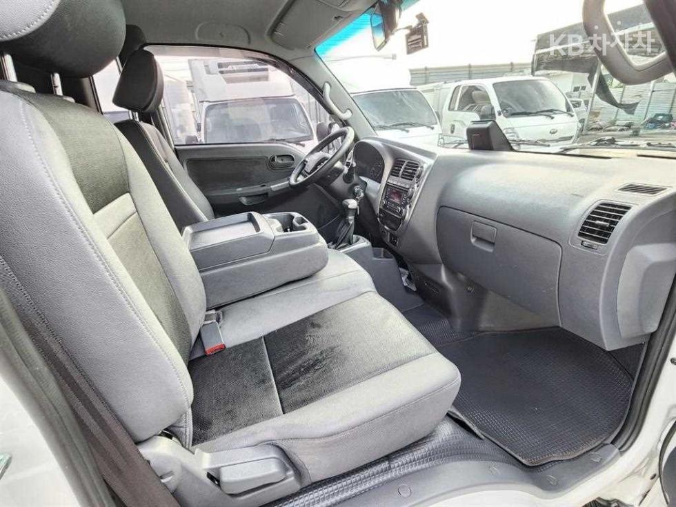 2025 - kia bongo iii