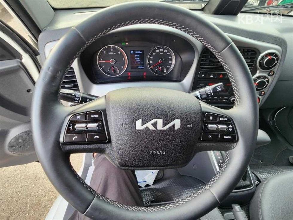 2025 - kia bongo iii