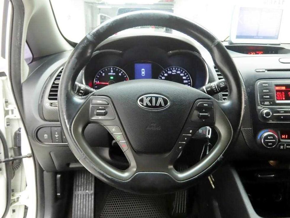 2014 - kia k3