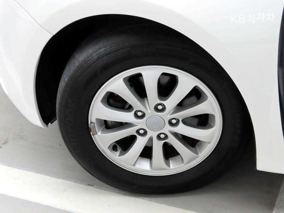 2014 - kia k3