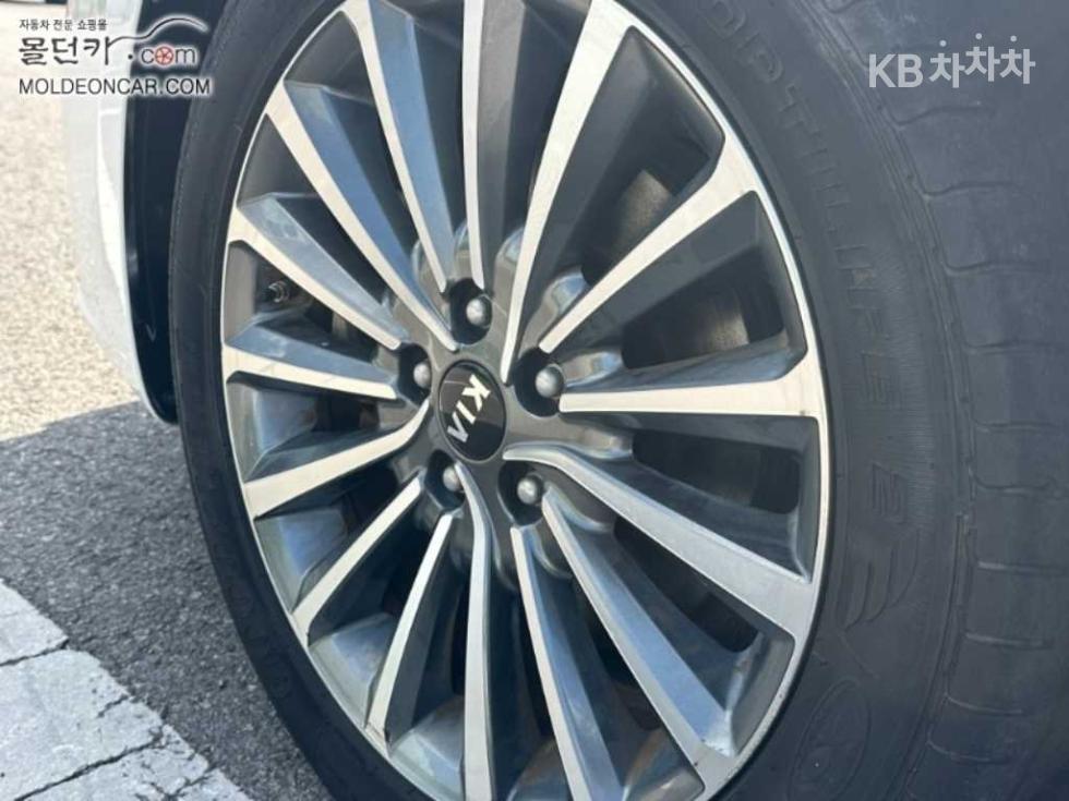 2016 - kia k7