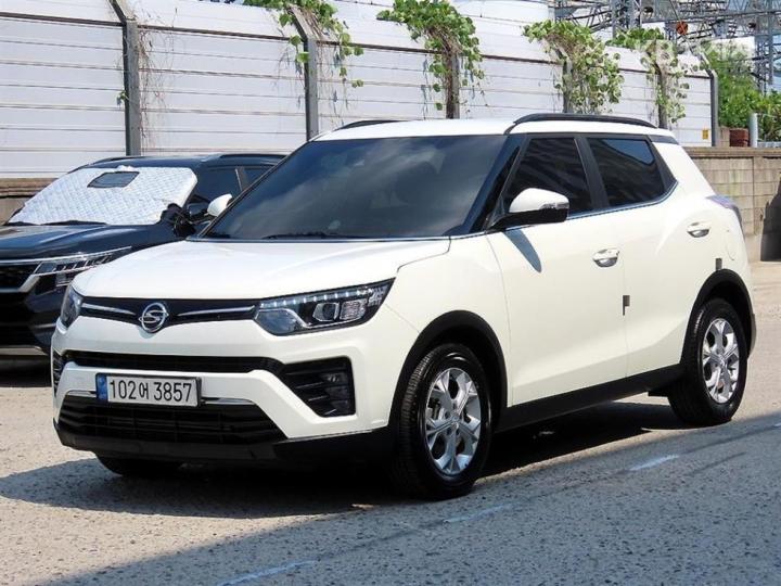 KG Mobility (Ssangyong) Tivoli Gasoline V3 2WD Base Type — фото 2
