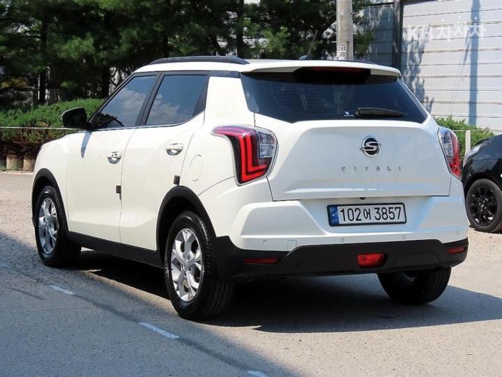 KG Mobility (Ssangyong) Tivoli Gasoline V3 2WD Base Type — фото 3