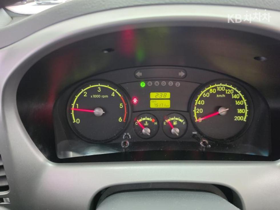 2016 - kia bongo iii