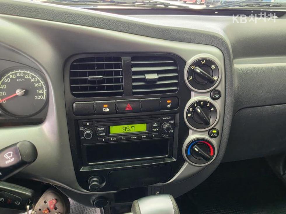 2016 - kia bongo iii