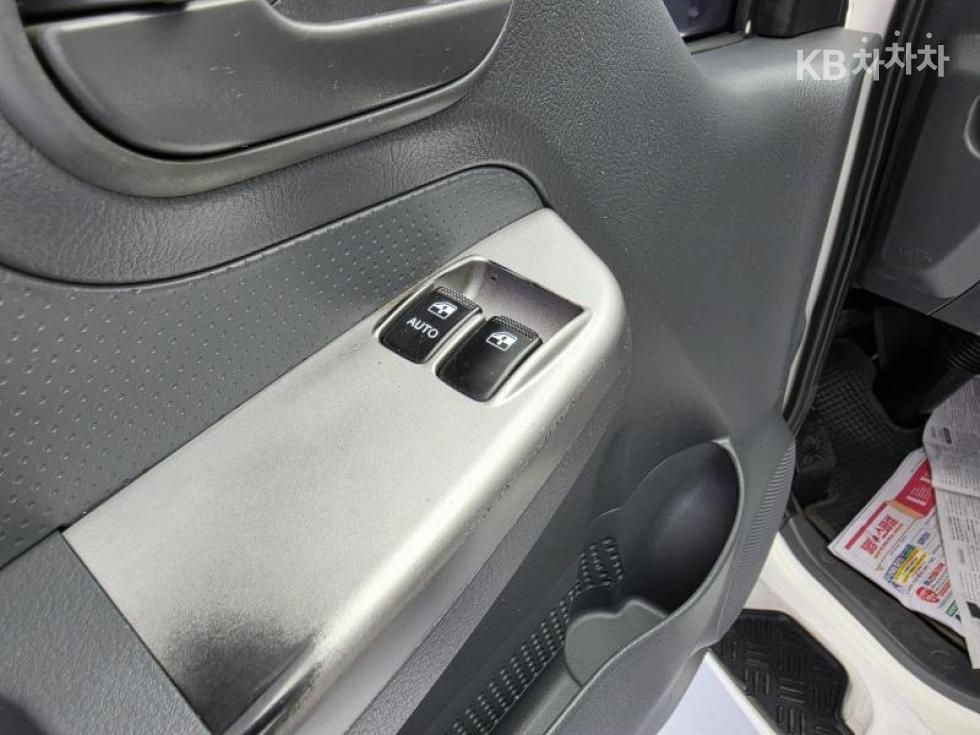 2016 - kia bongo iii