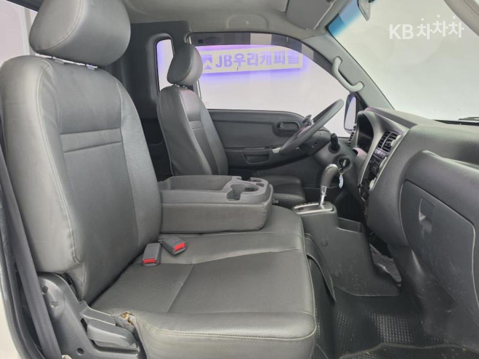 2016 - kia bongo iii