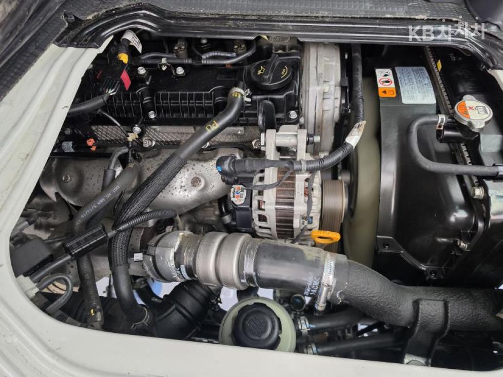 2016 - kia bongo iii