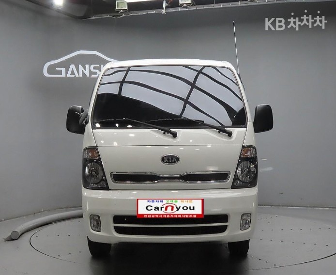 2012 kia bongo iii