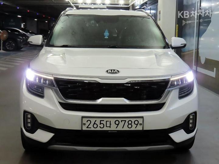 Kia Seltos 1.6 Gasoline Turbo 2WD Signature — фото 2