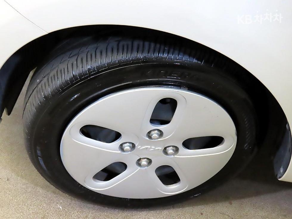 2024 - kia kia
