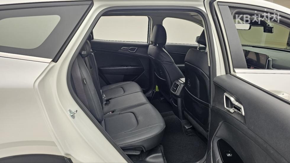2024 - kia sportage