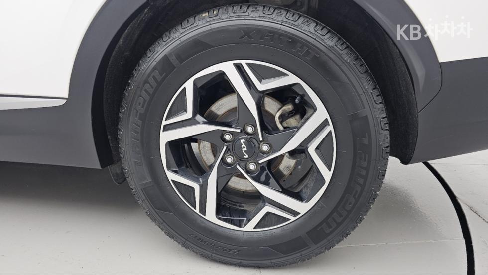 2024 - kia sportage