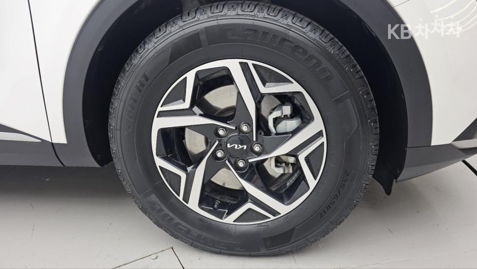 2024 - kia sportage
