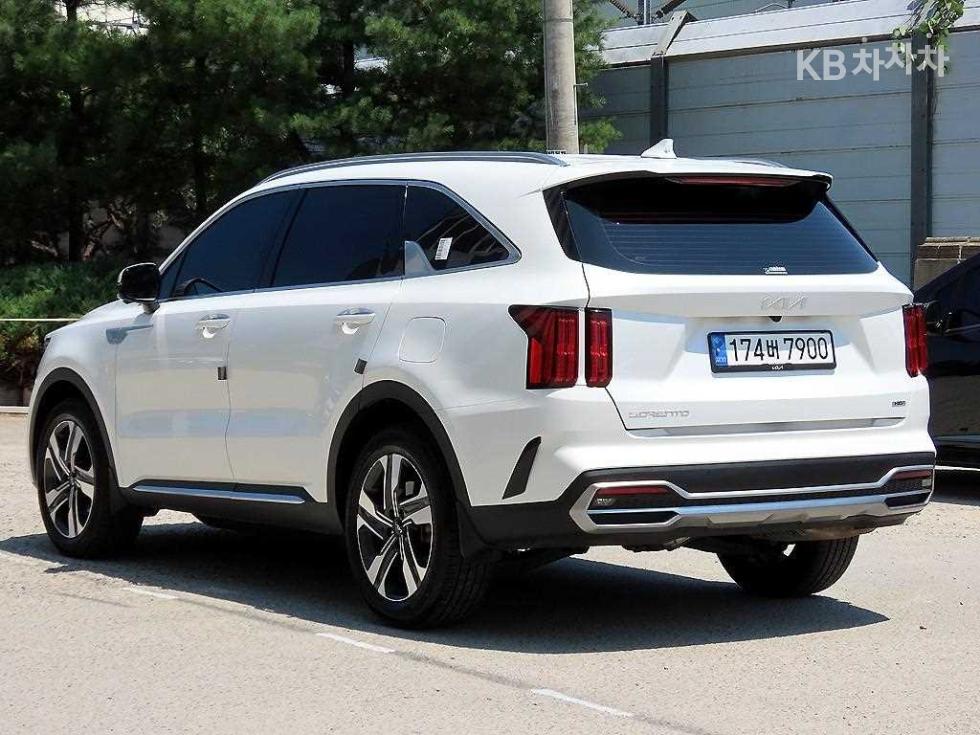 2023 - kia sorento