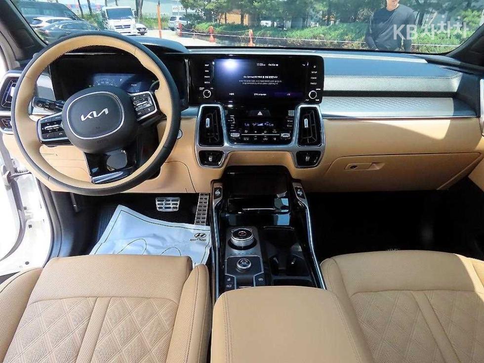 2023 - kia sorento