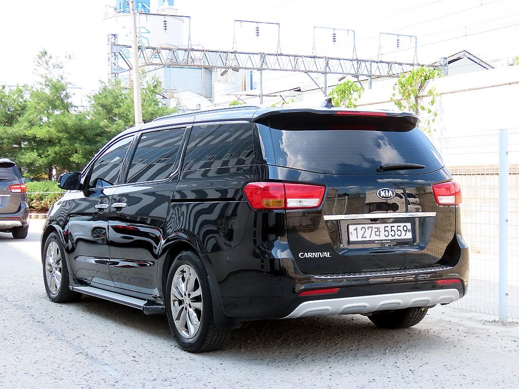 2016 - kia carnival